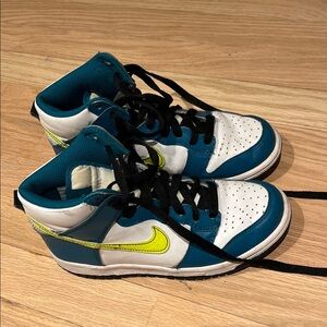 Nike Kids High-Top Sneakers - Blue and White high top dunks.